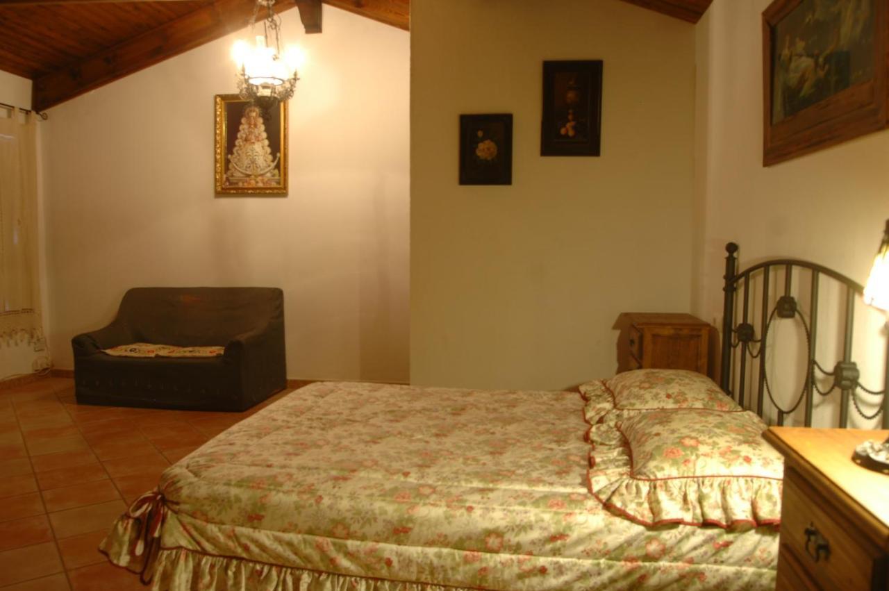 El Romerito Guest House Zalamea la Real Exterior foto